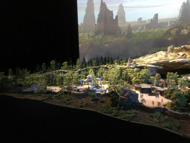 Illustration for article titled Here's Your First Look at an Insanely Detailed Model of Disney's Star Wars Land (UPDATED)